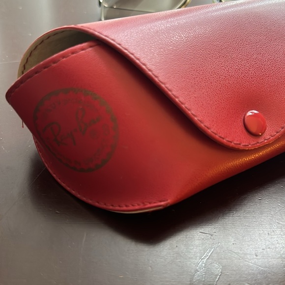 Ray-Ban Silver Aviators - Picture 7 of 8